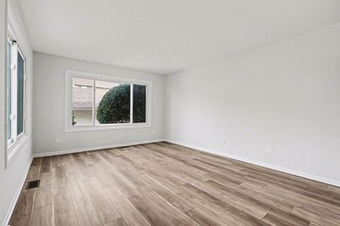 Tiny photo for 1971 Loomes Avenue, Downers Grove, IL 60516 (MLS # 12568059)