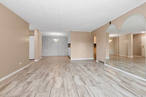 Tiny photo for 10355 Menard Avenue #216, Oak Lawn, IL 60453 (MLS # 12528841)