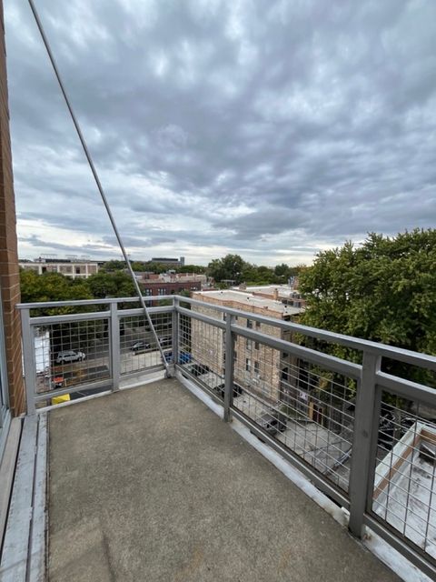 Tiny photo for 3920 N Sheridan Road #508, Chicago, IL 60613 (MLS # 12484605)