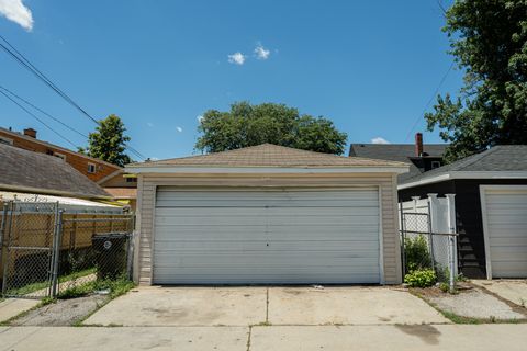 Tiny photo for 435 22nd Avenue, Bellwood, IL 60104 (MLS # 12682741)