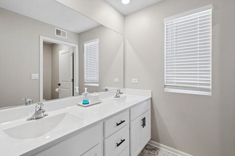 Tiny photo for 25436 W Ashton Drive, Plainfield, IL 60586 (MLS # 12612892)