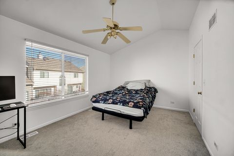 Tiny photo for 7 Dogwood Court, Lake In The Hills, IL 60156 (MLS # 12553455)