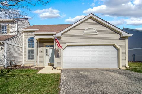 Tiny photo for 7 Dogwood Court, Lake In The Hills, IL 60156 (MLS # 12553455)