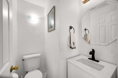 Tiny photo for 7 Dogwood Court, Lake In The Hills, IL 60156 (MLS # 12553455)