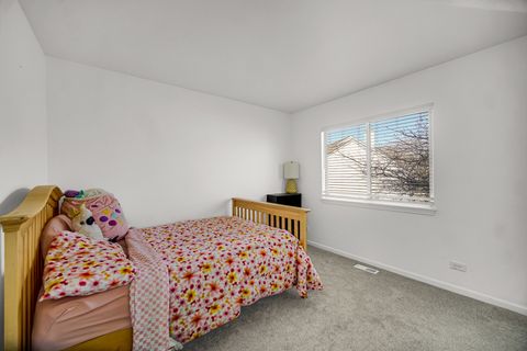 Tiny photo for 7 Dogwood Court, Lake In The Hills, IL 60156 (MLS # 12553455)