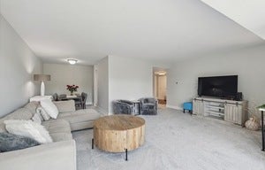 1301 N Western Avenue 231