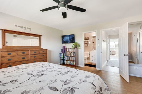 Tiny photo for 18249 Oregon Lane, Orland Park, IL 60467 (MLS # 12764483)