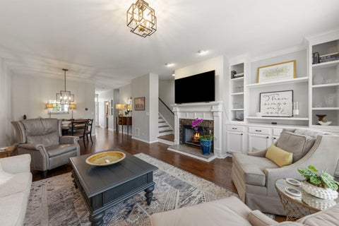 Tiny photo for 231 N West Street #0, Wheaton, IL 60187 (MLS # 12759329)