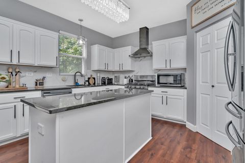 Tiny photo for 2772 Berman Road, North Aurora, IL 60542 (MLS # 12504525)