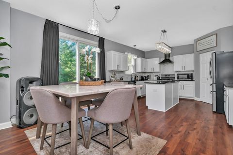 Tiny photo for 2772 Berman Road, North Aurora, IL 60542 (MLS # 12504525)