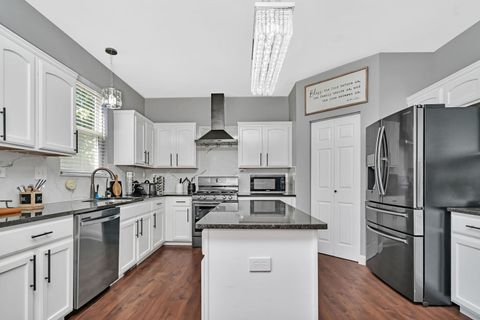 Tiny photo for 2772 Berman Road, North Aurora, IL 60542 (MLS # 12504525)