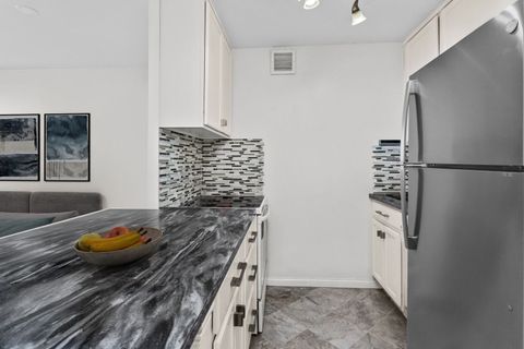 Tiny photo for 4343 N CLARENDON Avenue #2010, Chicago, IL 60613 (MLS # 12612759)