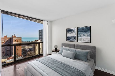 Tiny photo for 4343 N CLARENDON Avenue #2010, Chicago, IL 60613 (MLS # 12612759)