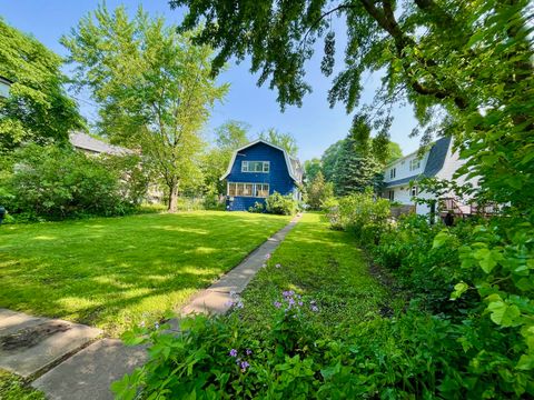 Tiny photo for 1520 Washington Street, Evanston, IL 60202 (MLS # 12560128)