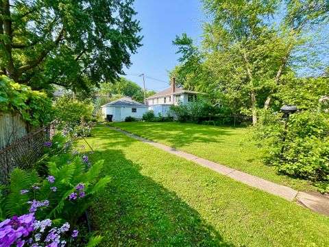 Tiny photo for 1520 Washington Street, Evanston, IL 60202 (MLS # 12560128)