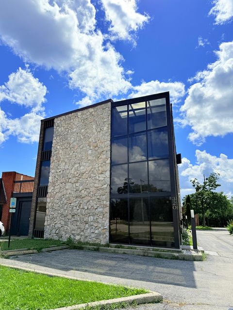 320 E Irving Park Road Wood Dale IL 60191