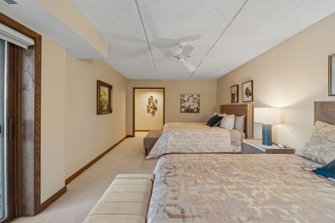 Tiny photo for 150 Red Top Drive #103, Libertyville, IL 60048 (MLS # 12554623)