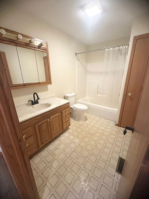 Tiny photo for 1151 Mary Court, DeKalb, IL 60115 (MLS # 12502688)