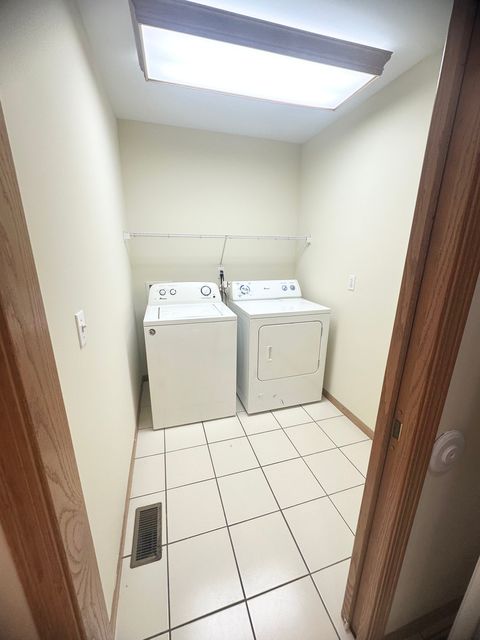 Tiny photo for 1151 Mary Court, DeKalb, IL 60115 (MLS # 12502688)