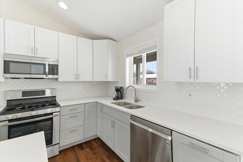 Tiny photo for 214 Garnett Avenue, Winthrop Harbor, IL 60096 (MLS # 12550466)