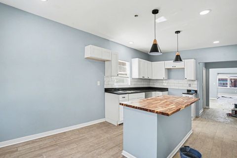 Tiny photo for 7815 S Merrill Avenue, Chicago, IL 60649 (MLS # 12576227)