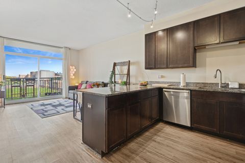 Tiny photo for 1134 W Granville Avenue #602, Chicago, IL 60660 (MLS # 12499287)