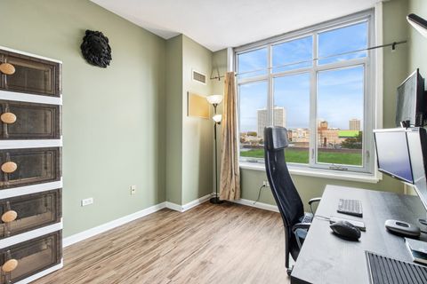 Tiny photo for 1134 W Granville Avenue #602, Chicago, IL 60660 (MLS # 12499287)