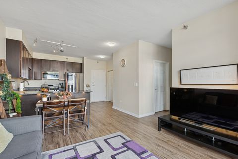 Tiny photo for 1134 W Granville Avenue #602, Chicago, IL 60660 (MLS # 12499287)