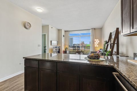 Tiny photo for 1134 W Granville Avenue #602, Chicago, IL 60660 (MLS # 12499287)