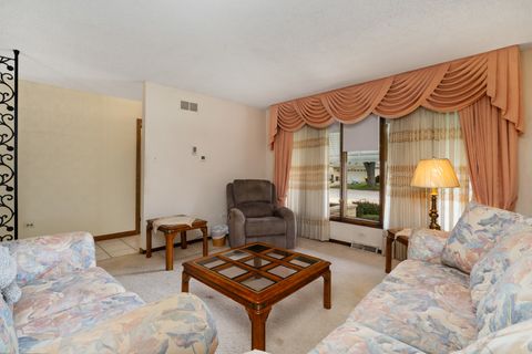 Tiny photo for 10415 S Knox Avenue S, Oak Lawn, IL 60453 (MLS # 12450753)