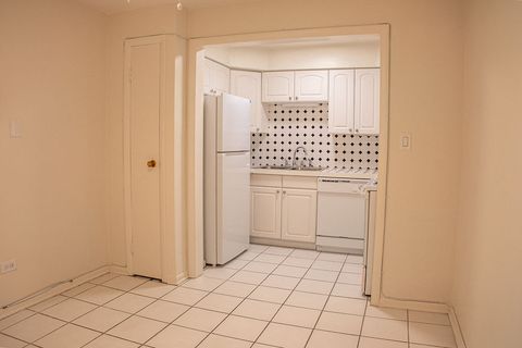 Tiny photo for 415 Wesley Avenue #24, Oak Park, IL 60302 (MLS # 12508398)