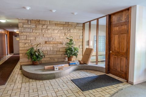 Tiny photo for 415 Wesley Avenue #24, Oak Park, IL 60302 (MLS # 12508398)