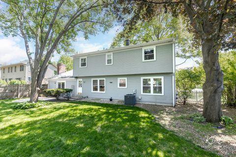 Tiny photo for 705 Timber Trail Drive, Naperville, IL 60565 (MLS # 12617703)