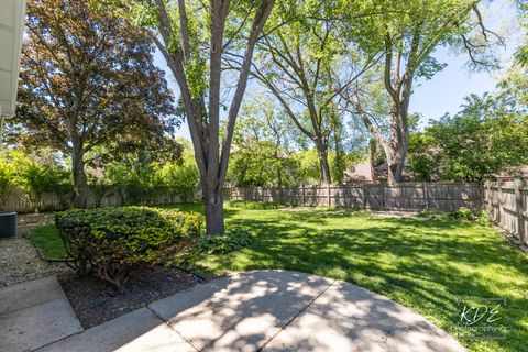 Tiny photo for 705 Timber Trail Drive, Naperville, IL 60565 (MLS # 12617703)