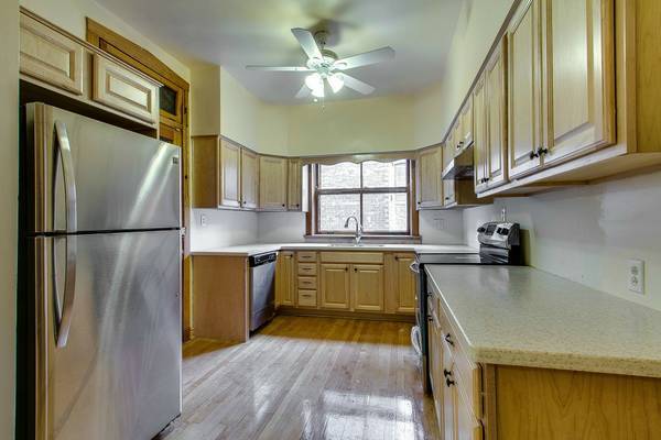 1350 E Hyde Park Boulevard 2E