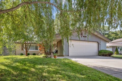 Tiny photo for 124 Patricia Drive, Schaumburg, IL 60193 (MLS # 12751804)