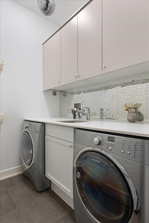 Tiny photo for 2138 N Damen Avenue #2, Chicago, IL 60647 (MLS # 12467512)