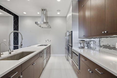 Tiny photo for 1866 N DAMEN Avenue #4, Chicago, IL 60647 (MLS # 12732844)