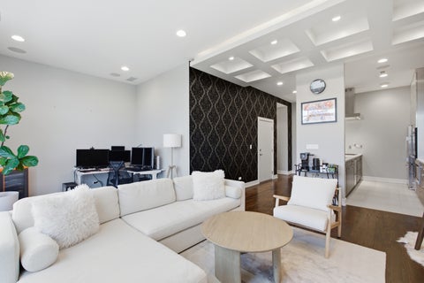 Tiny photo for 1866 N DAMEN Avenue #4, Chicago, IL 60647 (MLS # 12732844)