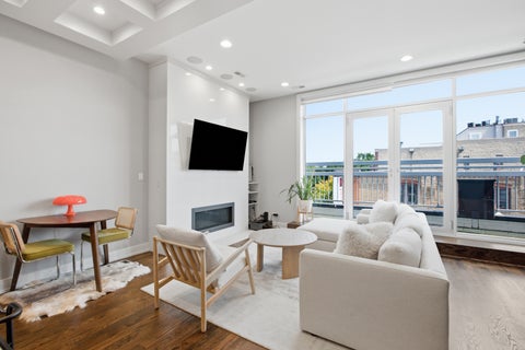 Tiny photo for 1866 N DAMEN Avenue #4, Chicago, IL 60647 (MLS # 12732844)