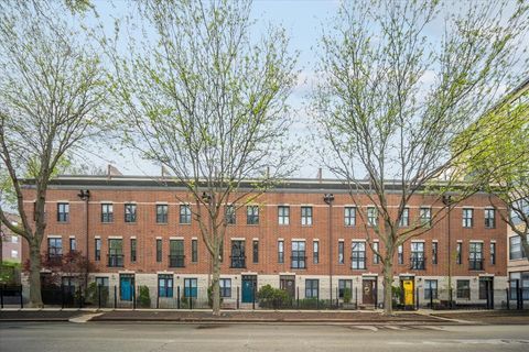Tiny photo for 1804 N SPAULDING Avenue, Chicago, IL 60647 (MLS # 12627449)