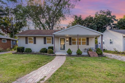 Photo of 1005 Plaza Drive, Joliet, IL 60435 (MLS # 12461410)