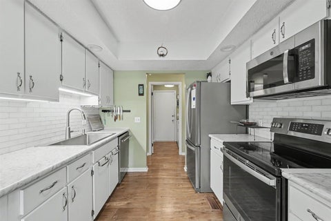 Tiny photo for 2101 Harbortown Circle #2101, Champaign, IL 61821 (MLS # 12673162)