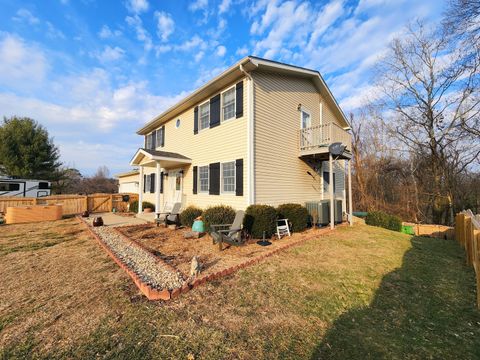 Tiny photo for 224 Cashen Drive, Makanda, IL 62958 (MLS # 12568723)