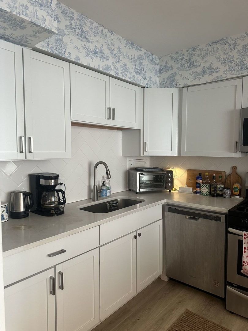 1000 N Lake Shore Drive 2301