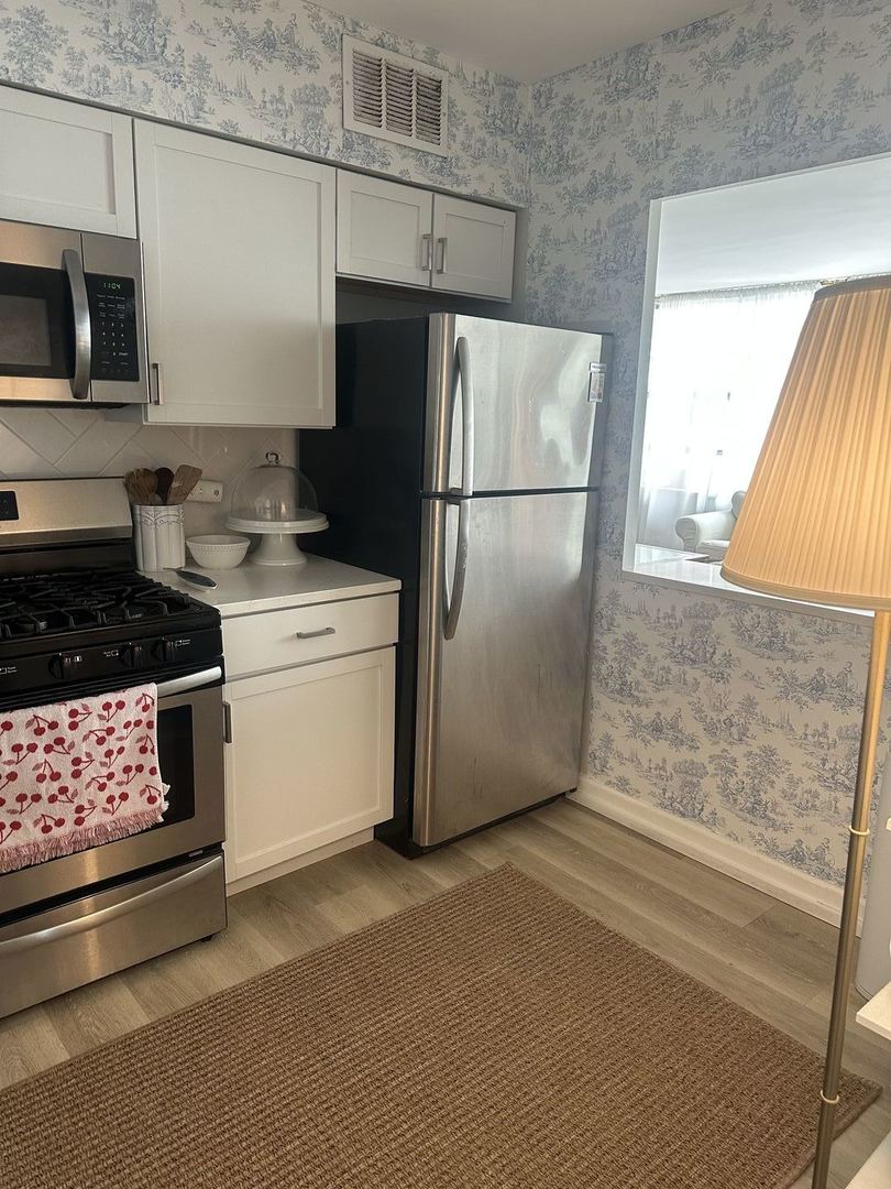 1000 N Lake Shore Drive 2301