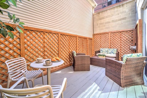 Tiny photo for 2415 N Janssen Avenue #B, Chicago, IL 60614 (MLS # 12679784)