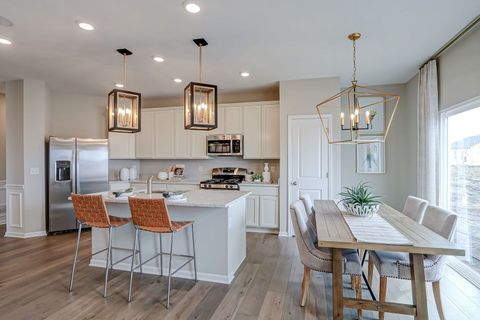 Tiny photo for 424 Collingwood Road, South Elgin, IL 60177 (MLS # 12453622)