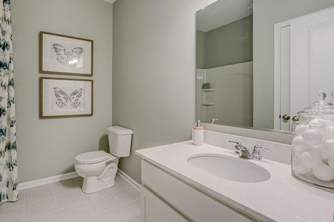 Tiny photo for 424 Collingwood Road, South Elgin, IL 60177 (MLS # 12453622)