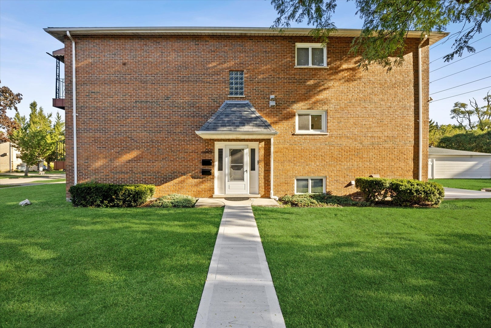 801 Barnsdale Road 2